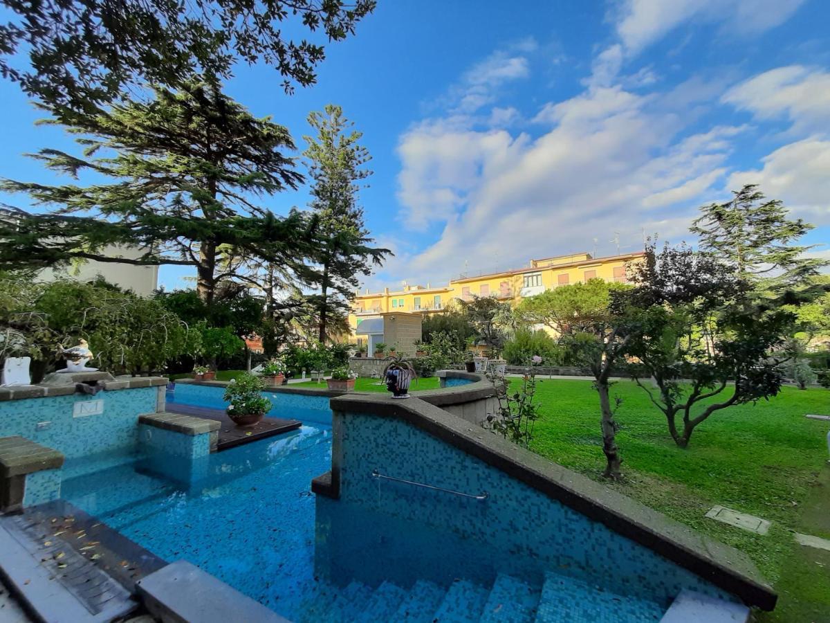 Villa Manning Relais Соренто Екстериор снимка