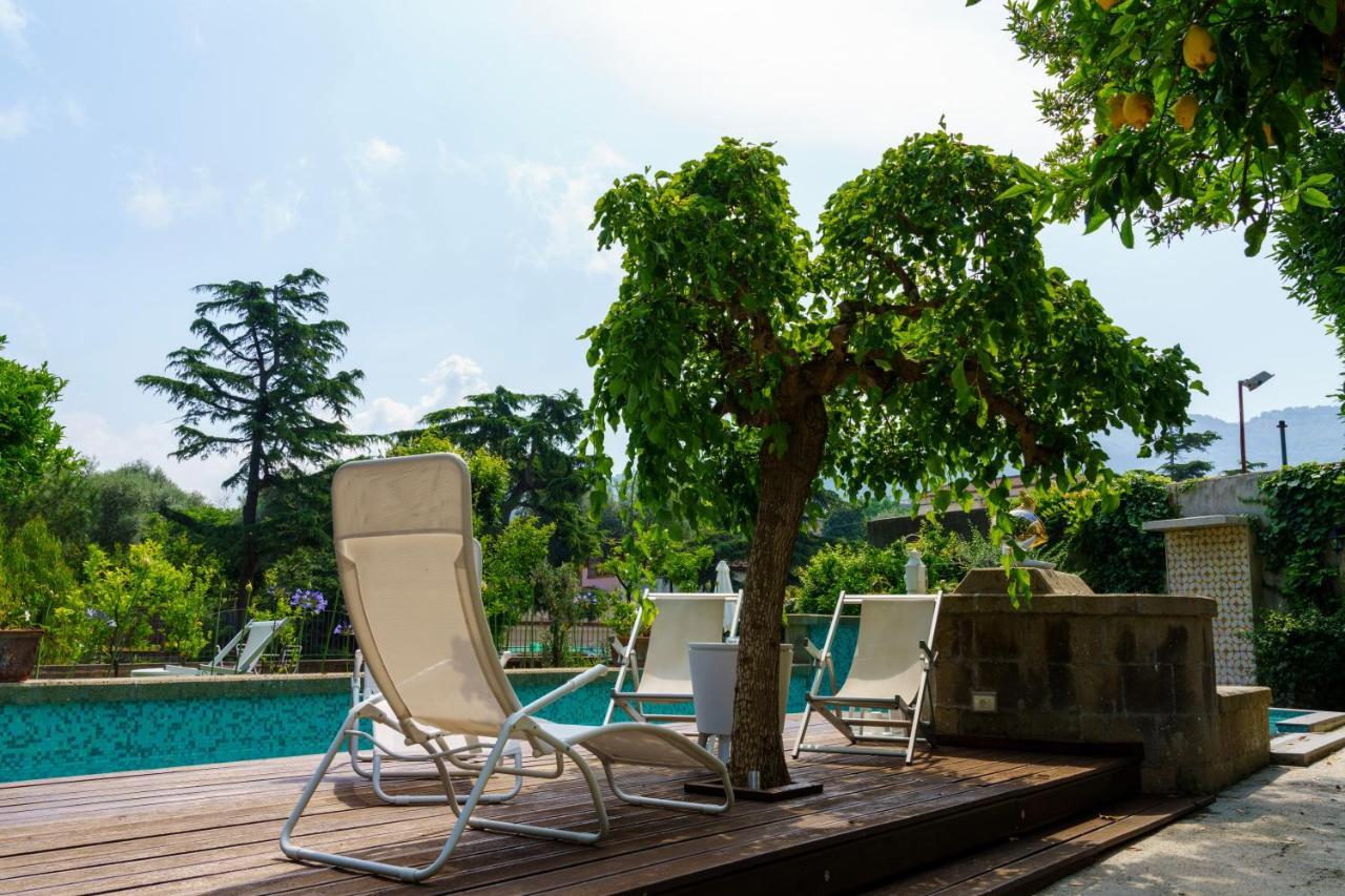 Villa Manning Relais Соренто Екстериор снимка