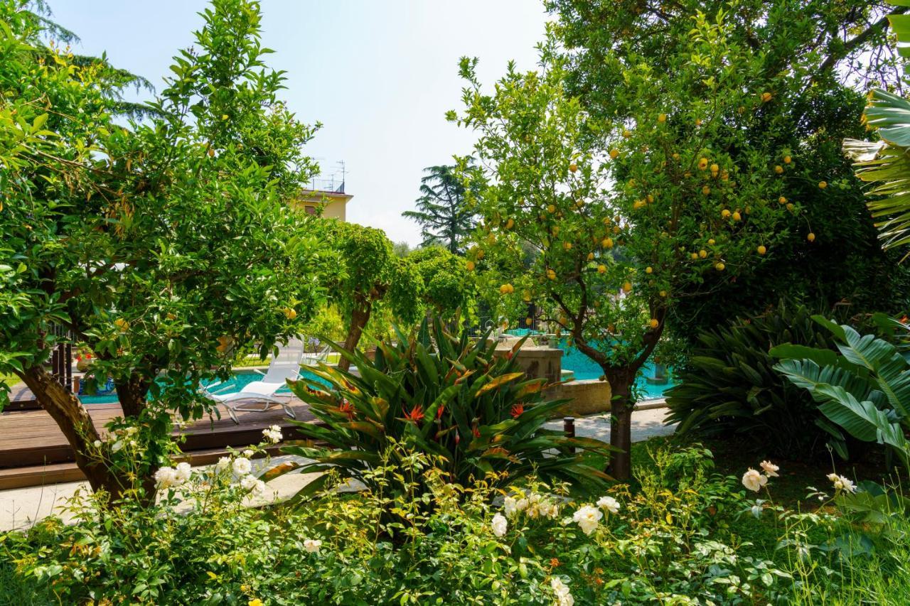 Villa Manning Relais Соренто Екстериор снимка