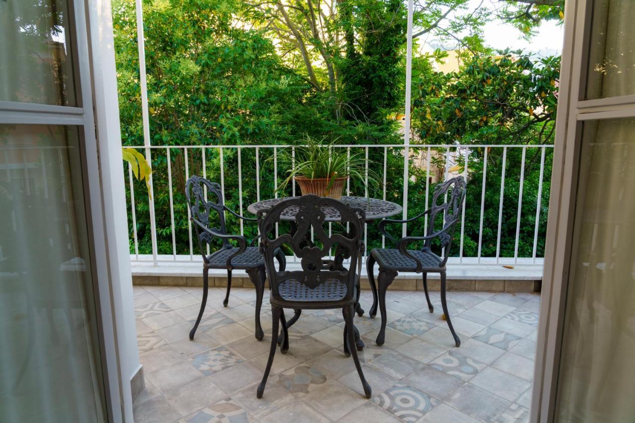 Villa Manning Relais Соренто Екстериор снимка